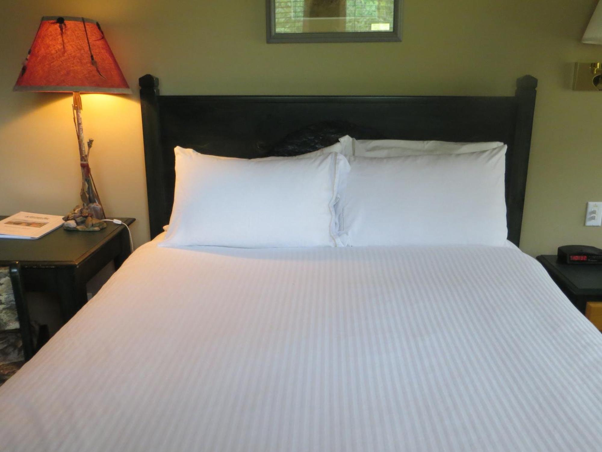Waterton Lakes Lodge Resort Номер фото